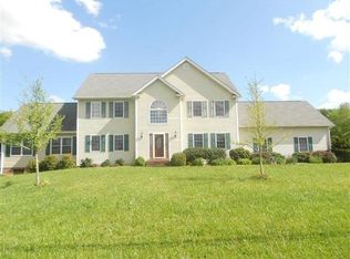 19011 Sterling Dr, Abingdon, VA 24211
