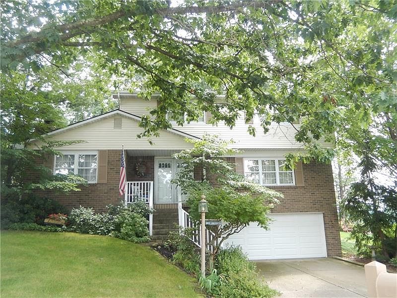 1st image of 12472 Longview Dr