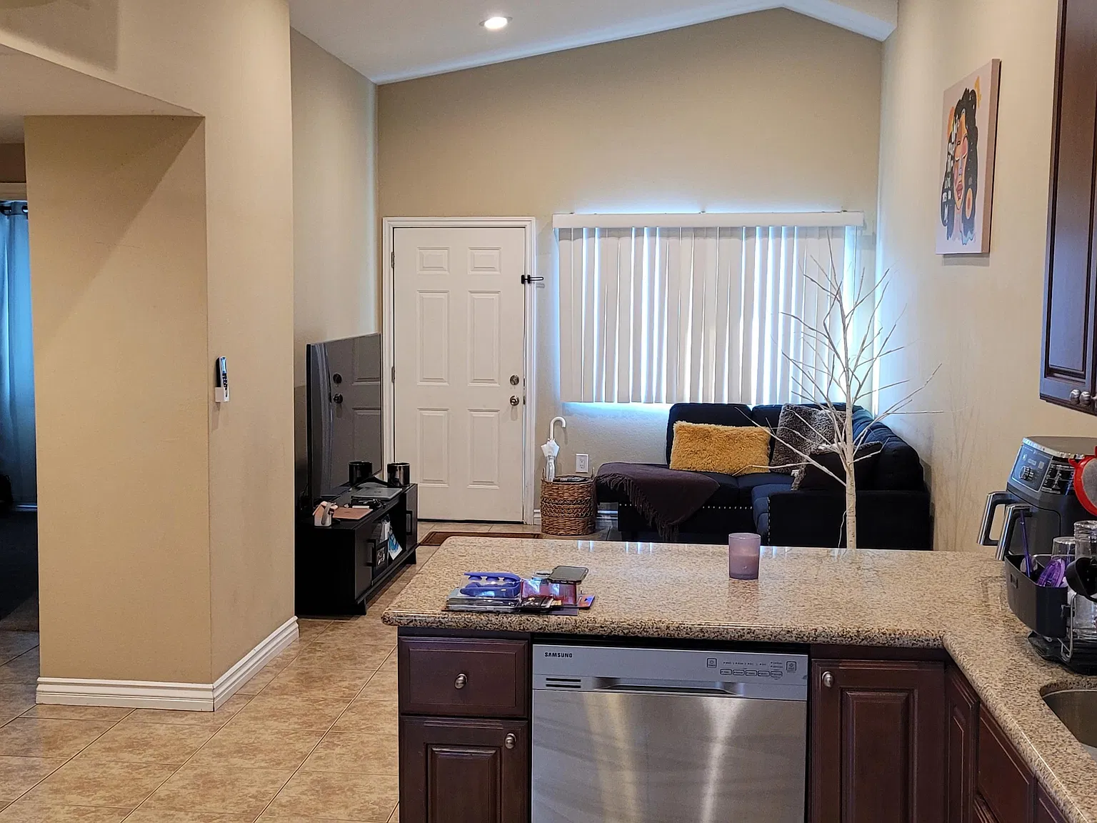 2 bed, 850 sqft, $2,295 — Photo 3
