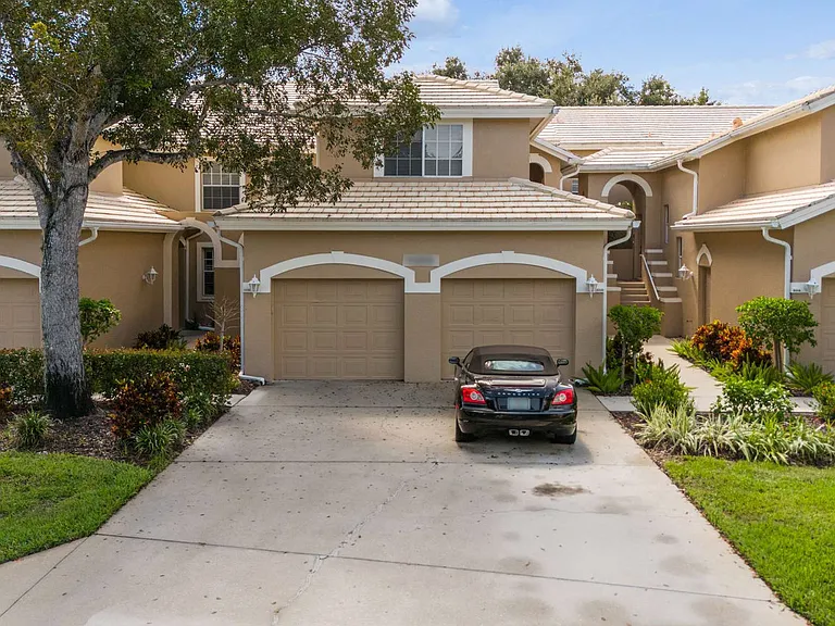 24833 Lakemont Cove Ln #1-ID1049712P — Photo 11