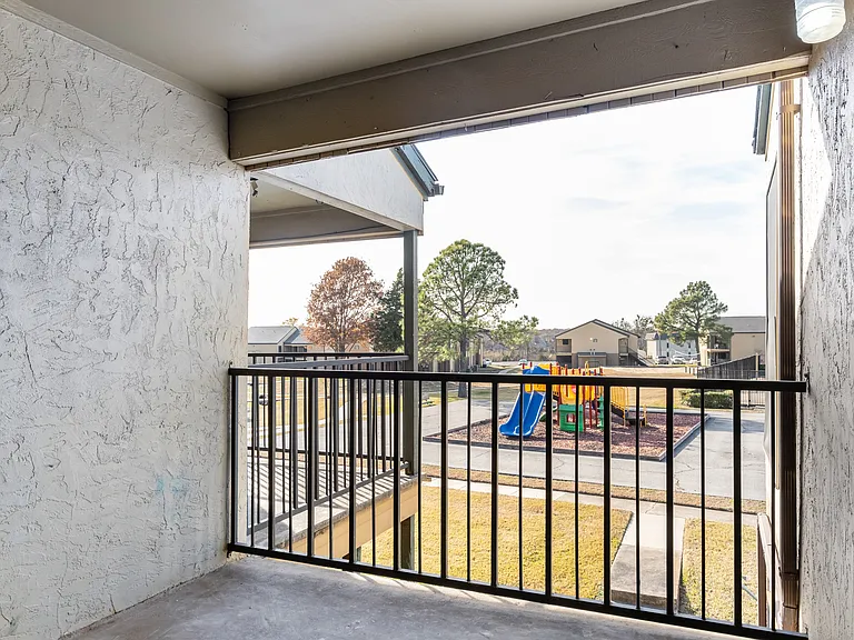 Ridgeview — Photo 11