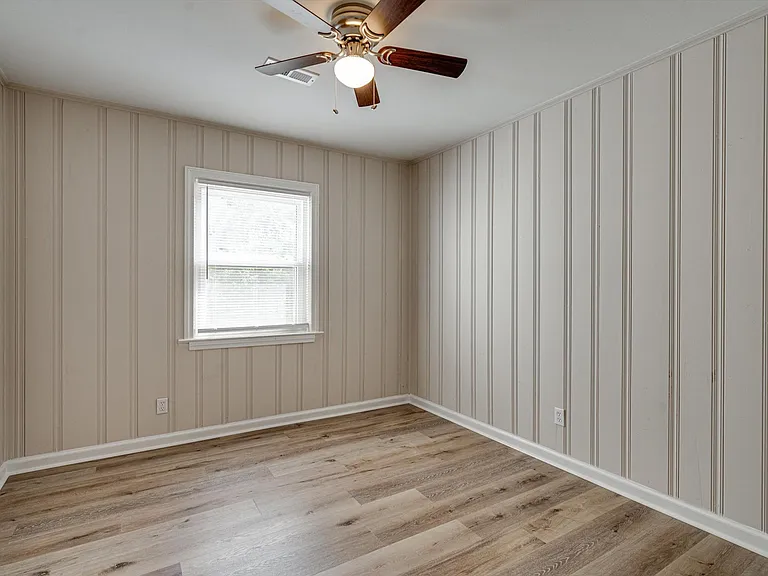 3810 Memphis Dr — Photo 14