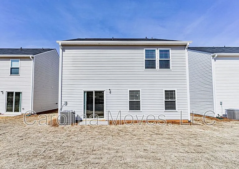 638 Farmstead Trl — Photo 16