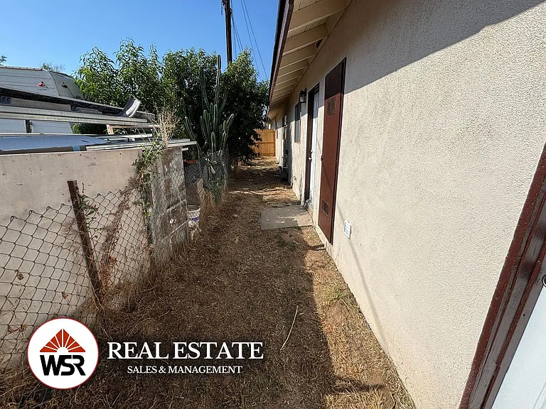 24340 Eucalyptus Ave — Photo 19