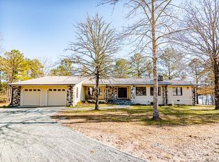 118 Leigh St, Cameron, NC 28326