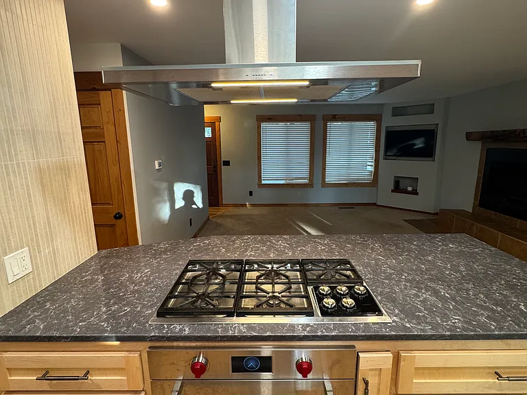 16712 Glenshire Dr — Photo 5