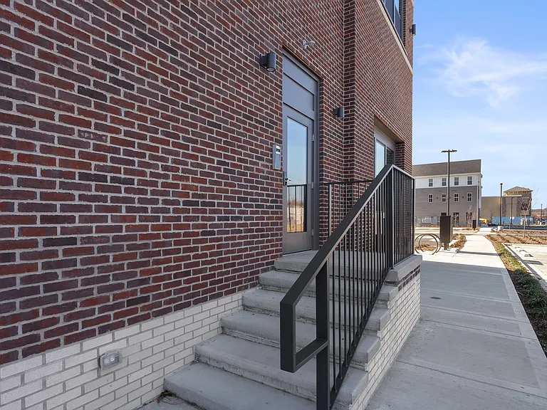 Centerstone Market + Lofts — Photo 28
