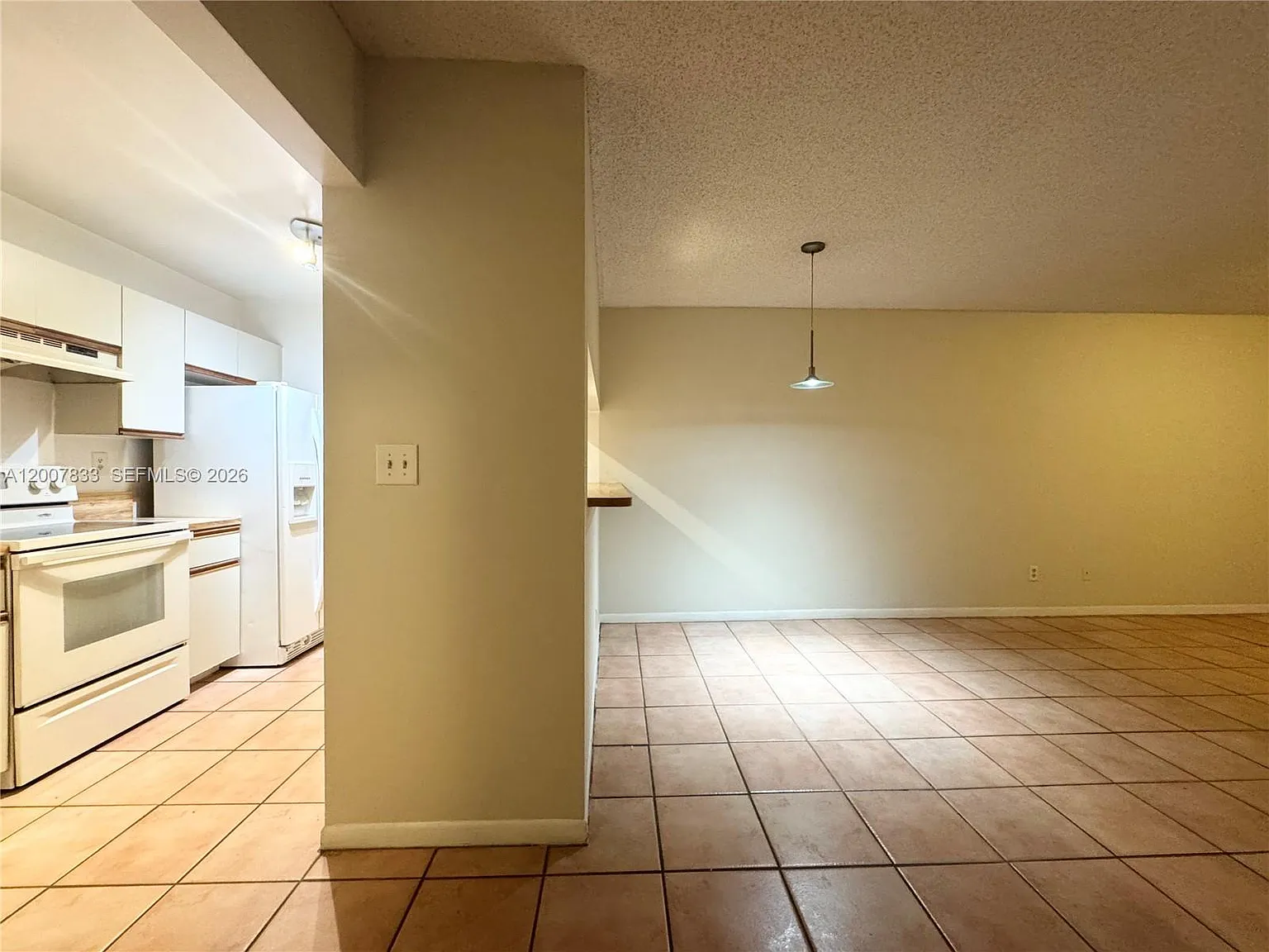 Club Quarters At Raintree — Photo 4