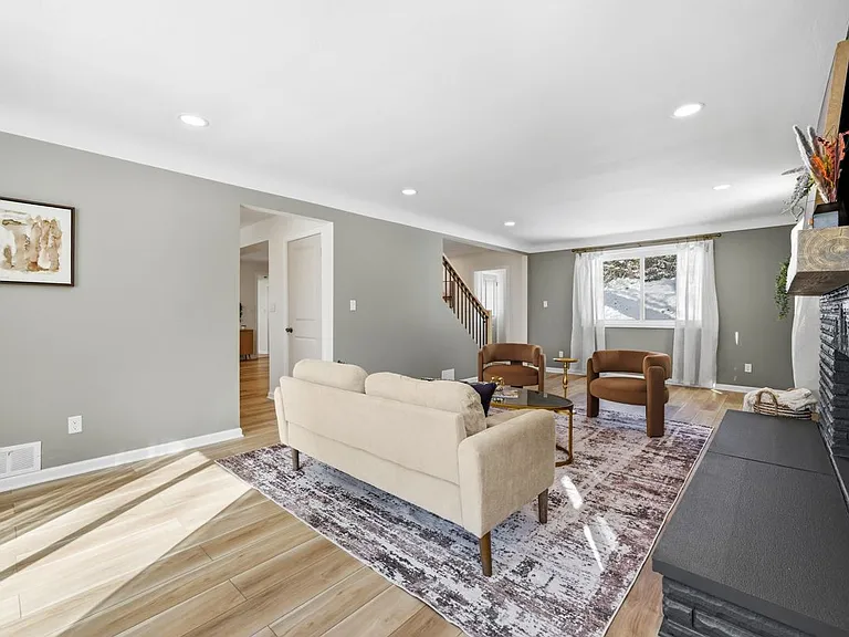 624 Orchard Hill Dr — Photo 11