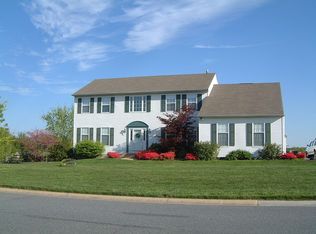 36 Bristol Ln, Newark, DE 19711