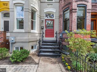 709 7th St NE, Washington, DC 20002