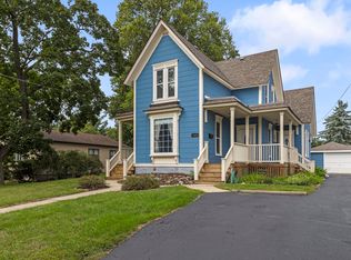 11 North St, Dundee, IL 60118