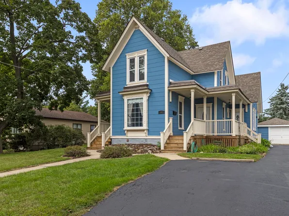 11 North St, Dundee, IL 60118