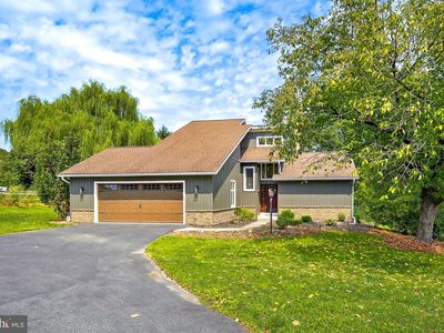 749 Village Rd, Lancaster, PA, 17602