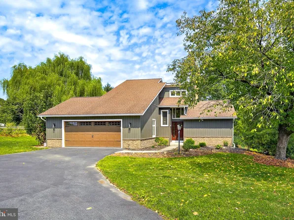 749 Village Rd, Lancaster, PA 17602