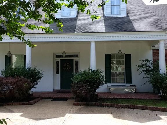 2nd image of 4404 Lake Sherwood Ave E