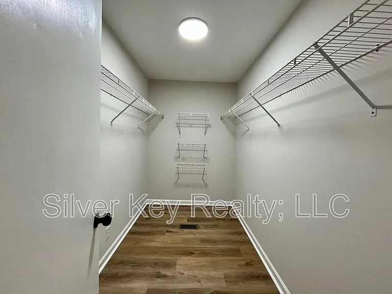1719 Reed Rd — Photo 30