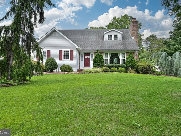 2950 Marion St, Vineland, NJ 08361