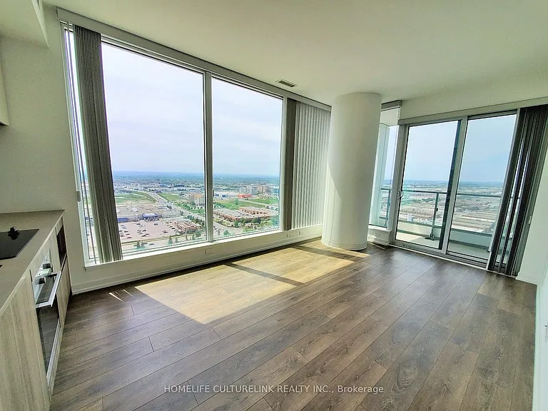 5 Buttermill Ave #2710 — Photo 2