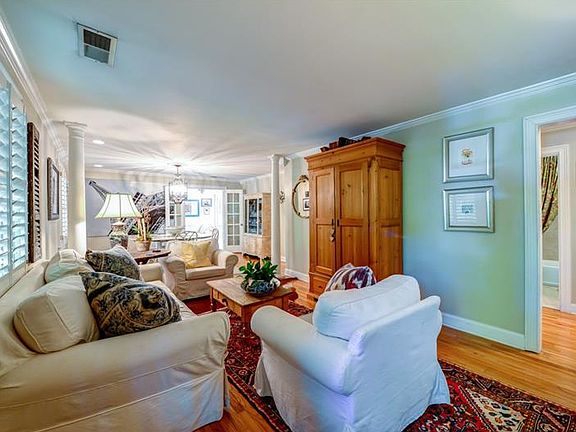 5th image of 3067 Skyland Dr NE
