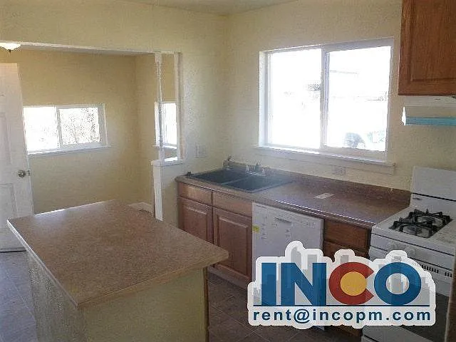 1001 S Eliot St #A — Photo 7