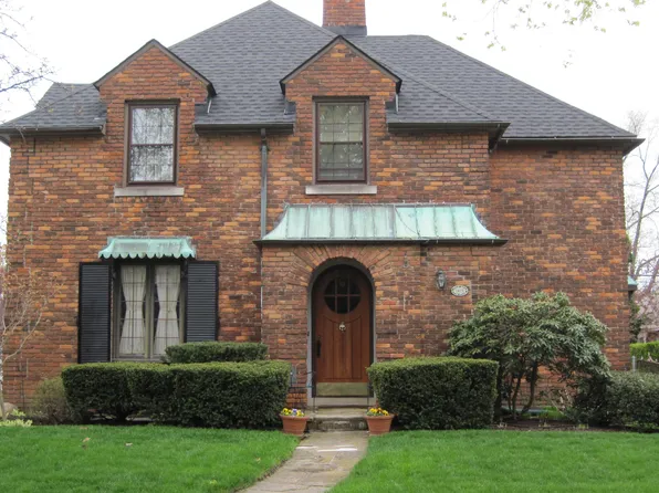 1415 Harvard Rd, Grosse Pointe Park, MI 48230