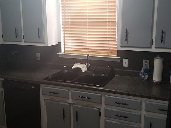 5th image of 1004 N Doris Ave