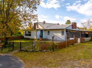 18 Stafford Bridge Rd, Saratoga Springs, NY 12866