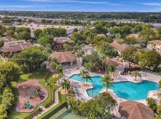 6609 SW 116th Pl APT E, Miami, FL 33173