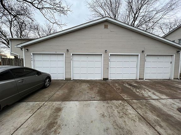 3rd image of 2141 N Heather Ln #40B