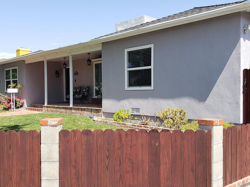 1st image of 10966 Braddock Dr