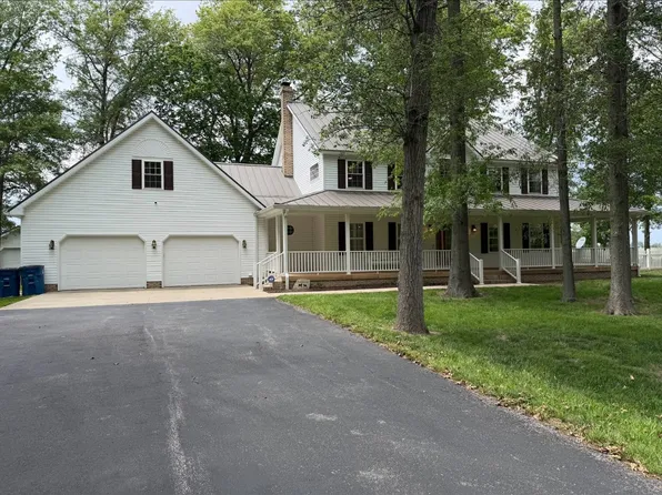 9376 N 200th St, Oblong, IL 62449