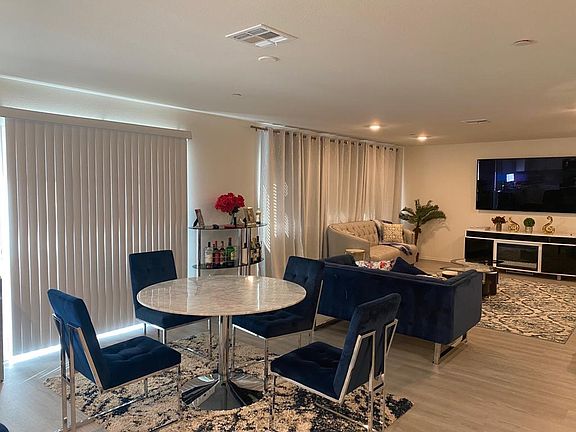 5th image of 10319 Kamran Cir