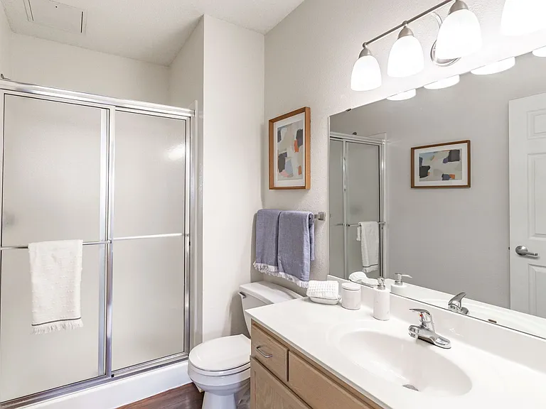 Lake Susan Apartments — Photo 7
