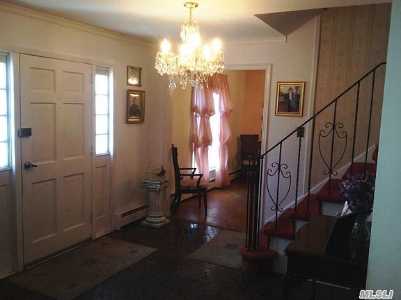 4th image of 20 Priscilla Ave