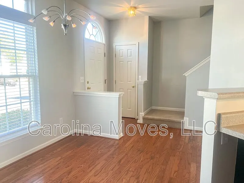 2 bed, 2.0 bath, 1440 sqft, $1,495 — Photo 3