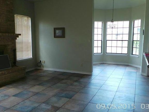 3rd image of 6605 Mountain Wood Dr