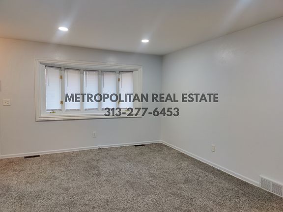 3rd image of 6973 Chirrewa St