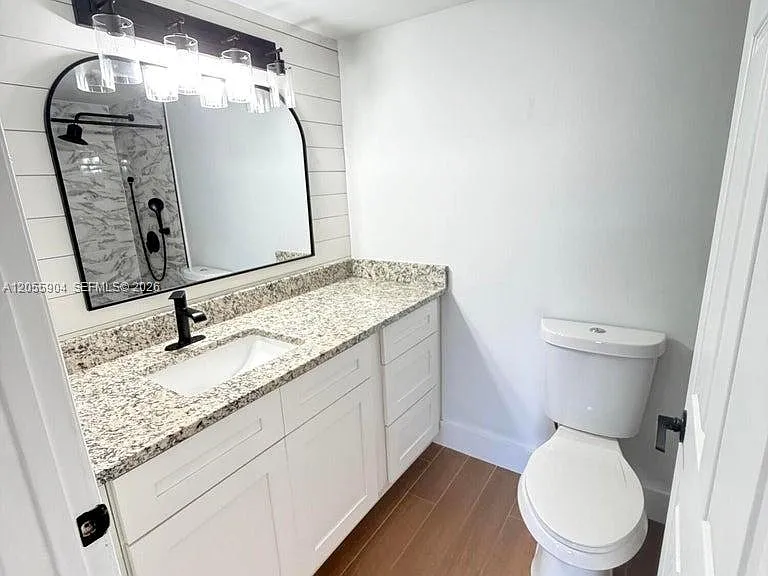 4195 N Haverhill Rd #305 — Photo 9