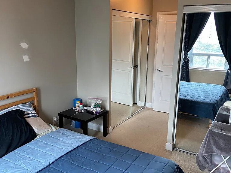 70 Absolute Ave E #703 — Photo 23
