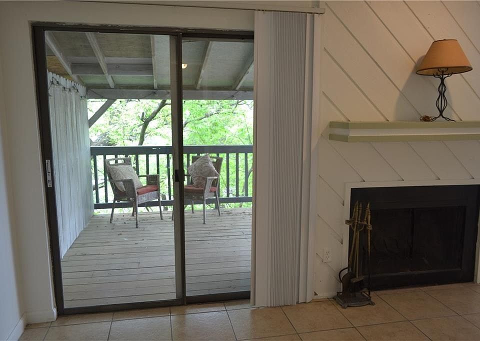 2nd image of 3601 N Hills Dr APT A