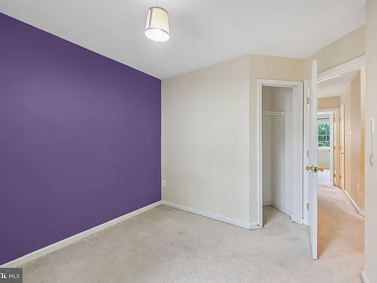 1724 Emory St — Photo 24