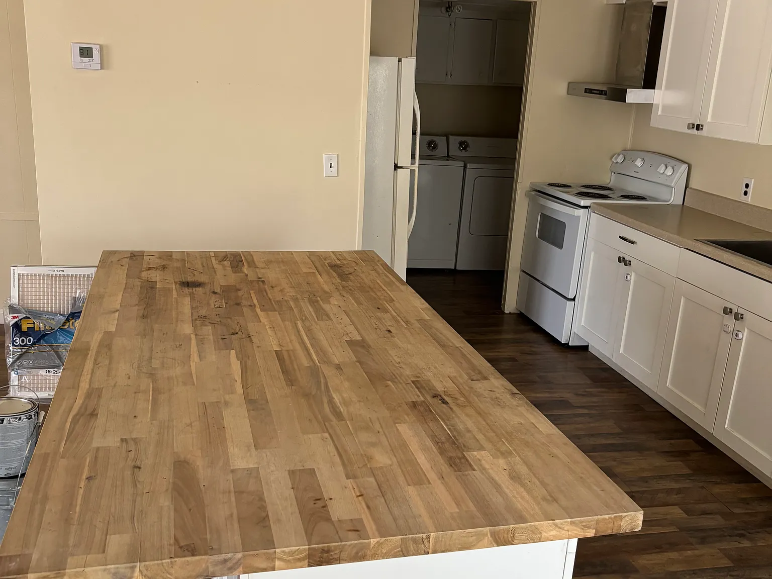 3 bed, 1300 sqft, $1,200 — Photo 4