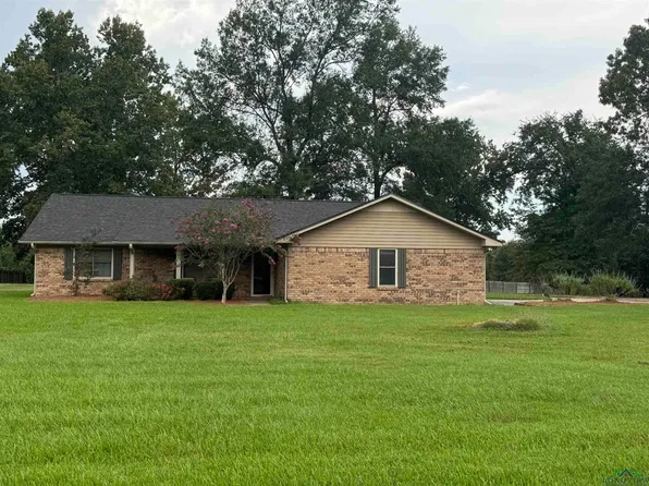 647 Oden Dr, Waskom, TX 75692