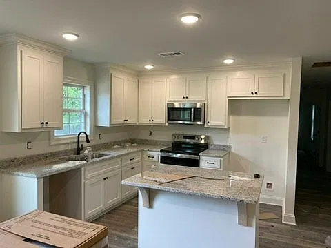 18 Carney Ln — Photo 3
