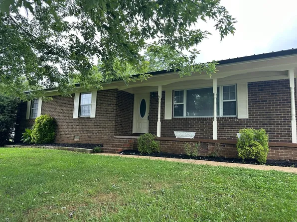 4735 Iris Ave NW, Cleveland, TN 37312