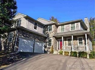 3049 Allen Rd, Ortonville, MI 48462