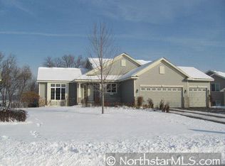 10338 Kalen Ln, Saint Michael, MN 55376