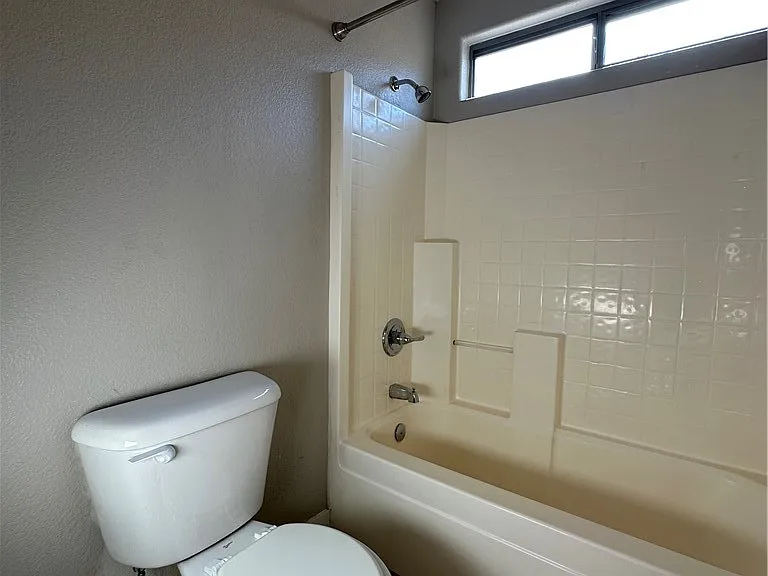 6084 Villa Trieste Ct — Photo 27