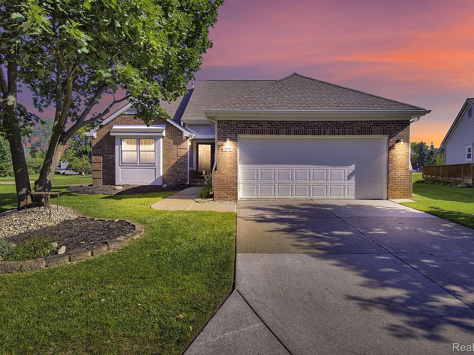 1st image of 31231 Barrington Dr